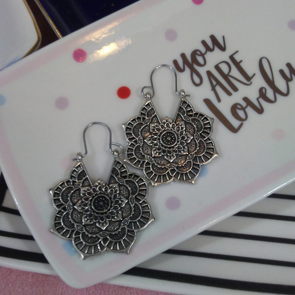 Boho Lotus Gypsy Earrings - Picture 2 of 4